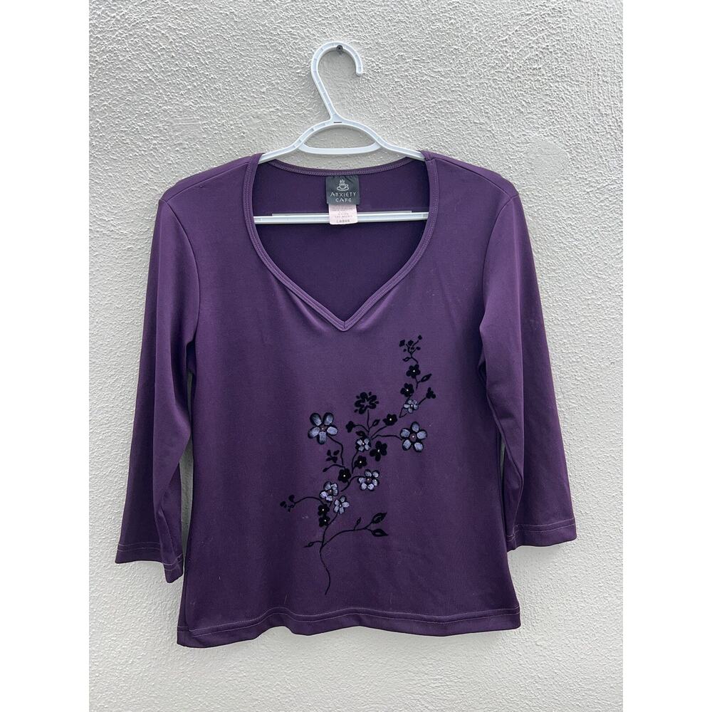 Womens Anxiety Cafe Shirt Size Large Purple Velour Flowered 3/4 Sleeve V-Neck